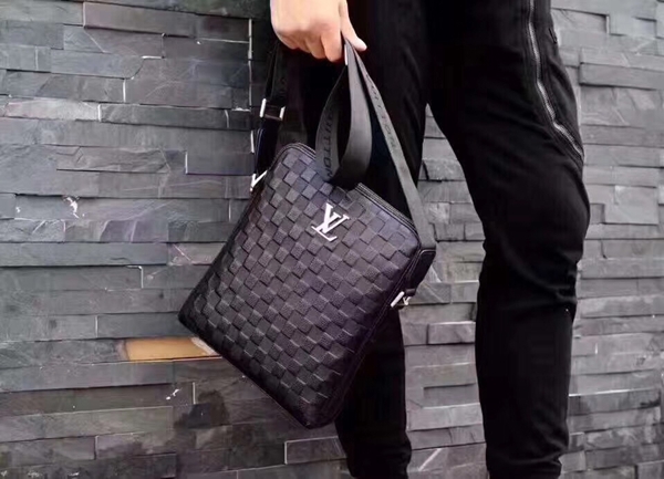 スーパーコピーブランドバッグ側面デザイン